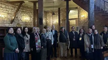 Panelde konuşmacıların fotoğrafı