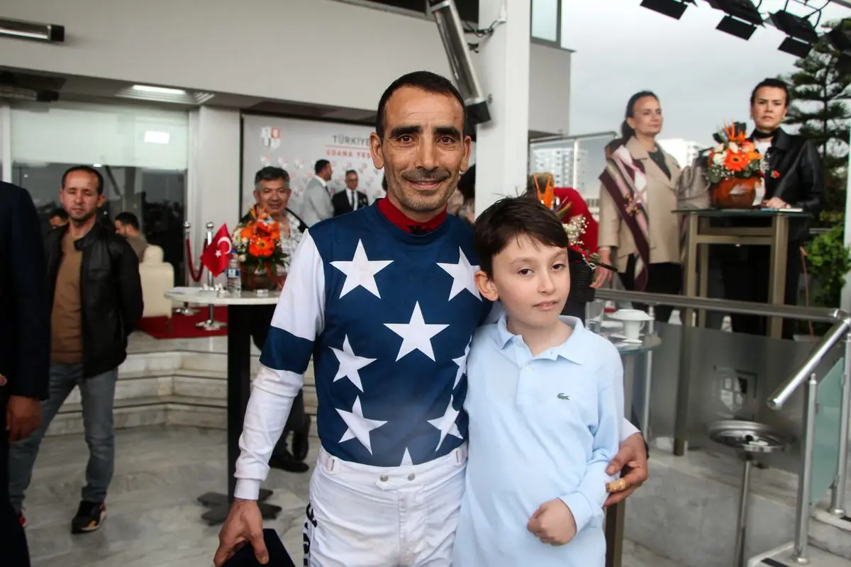 Adana’da Akdeniz Derbisi’ni Dapper Man 2:14.99’luk Süreyle Fethetti