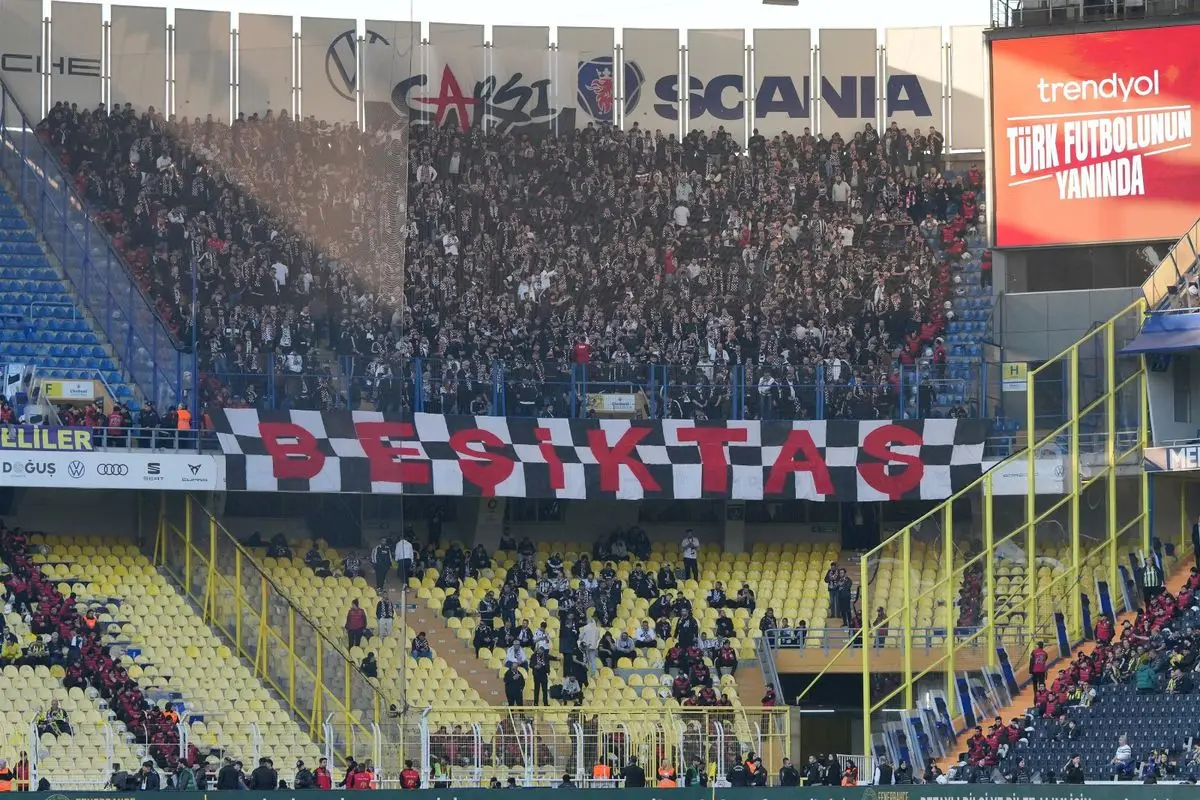 Beşiktaş, Fenerbahçe Derbisinde 7 Yeni Yüzle Sahne Aldı