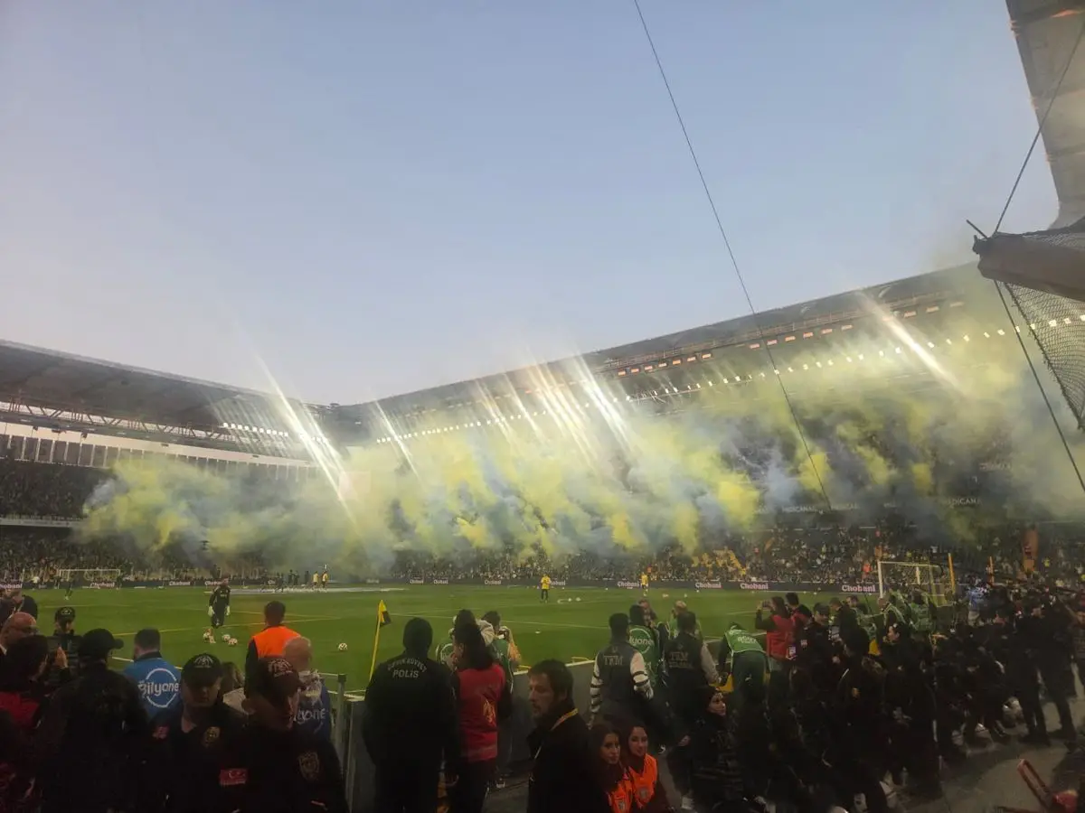 Fenerbahçe, Beşiktaş Derbisine 3 Değişiklikle Çıktı: Skriniar Geri Döndü