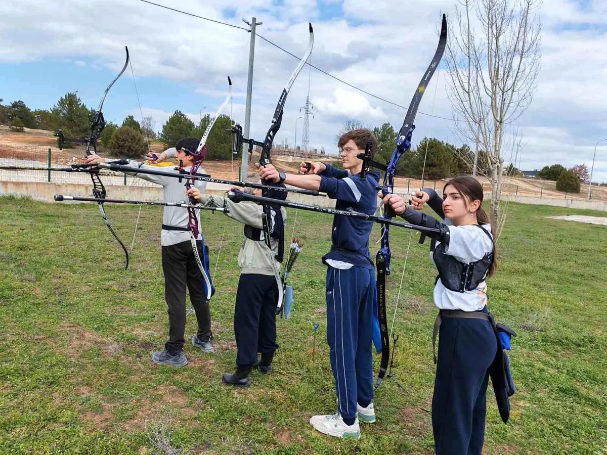 Bilecik'te Okçuluk Antrenmanları Genç Sporcuların Performansını Artırıyor