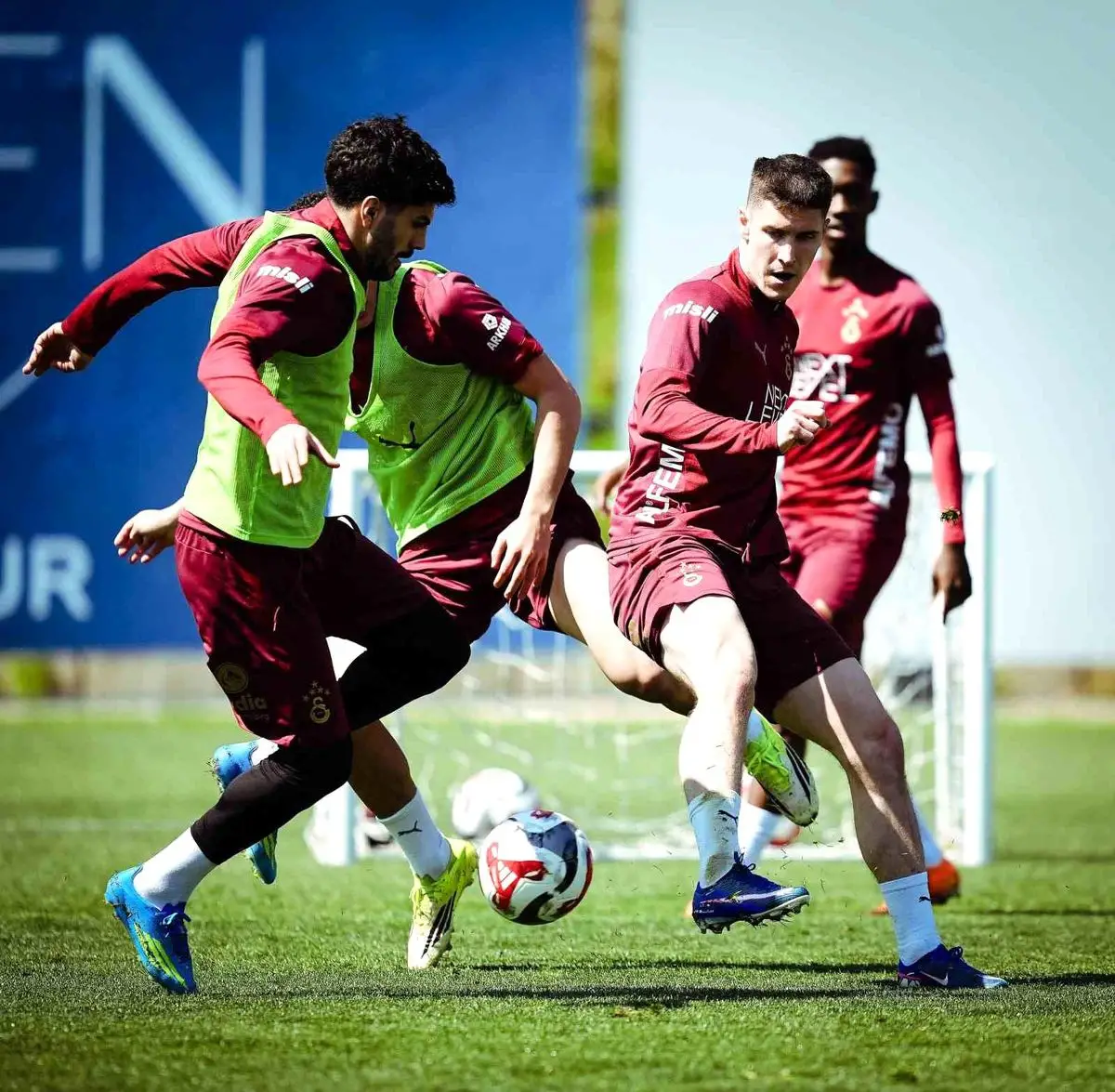 Galatasaray, Göztepe Maçına Hazırlıklarını Kemerburgaz’da Hızlandırıyor