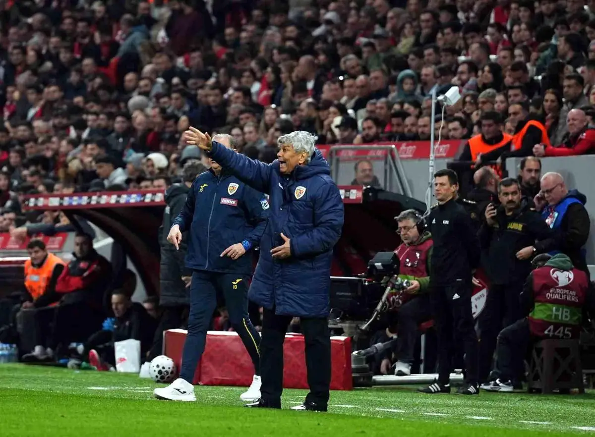 Mircea Lucescu Hastanede: Kalp Ritmi Bozukluğu Nedeniyle Yoğun Bakımda