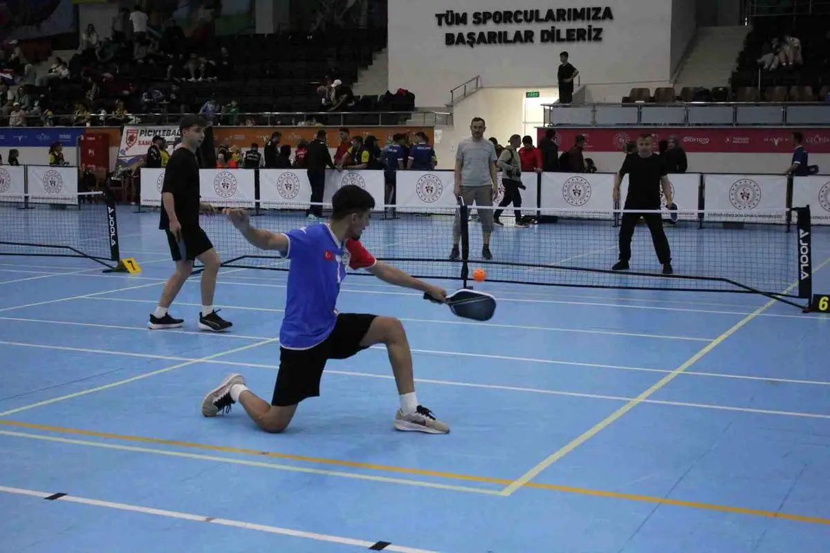 Samsun'da 670 Sporcu Pickleball Şampiyonası Coşkuyla Başladı
