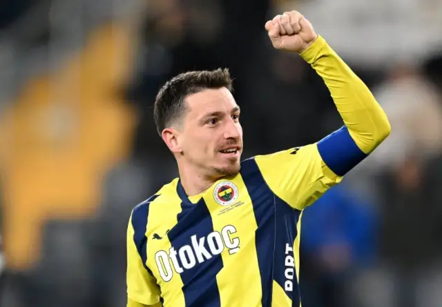 Derbi öncesi tribün atmosferi