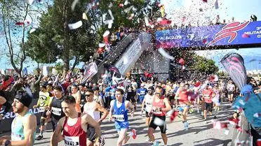 Runtalya Maratonu koşucuları