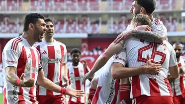Antalyaspor, 28. Hafta’da 3-0’lık Galibiyet Aldı