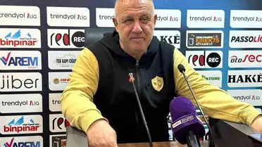 Maçın kritik anlarından bir kare