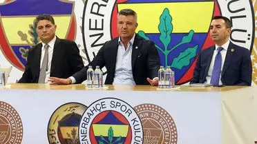 Fenerbahçe Yönetim Kurulu Üyesi Ali Gürbüz, Galatasaray Maçı Sonrası Hakeme Eleştirel Tweet Attı