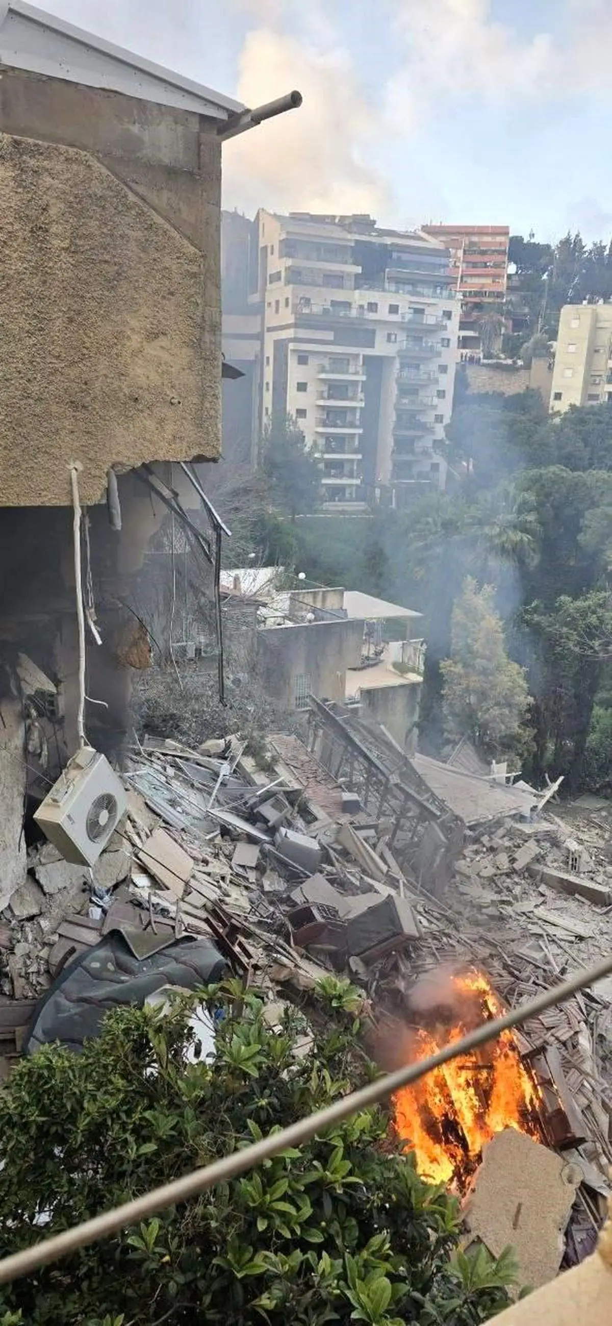 Hayfa’da İran Füze Saldırısı: 2 Ölü, 2 Kayıp Aranıyor