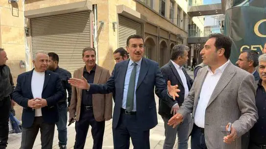 Yeni çarşıdaki dükkanların iç görünümü