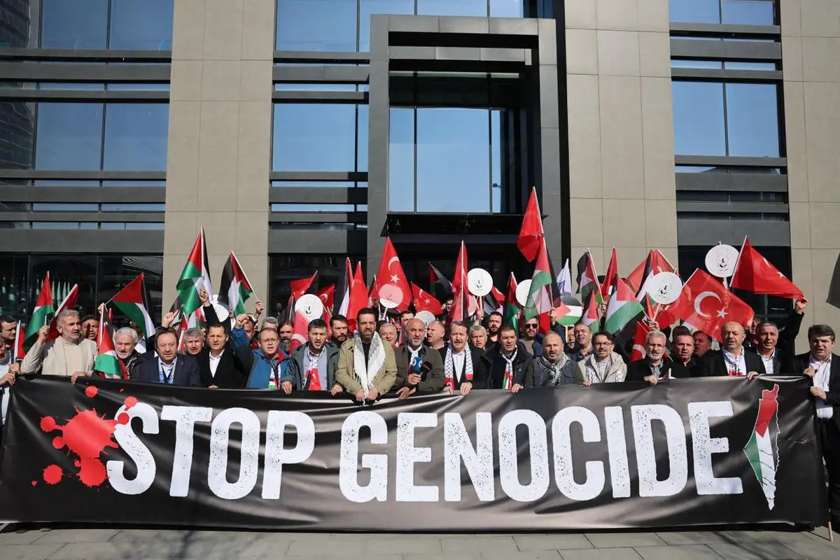 Eğitim-Bir-Sen’den Gazze’ye ‘Özgürlük ve Sumud’ Filosu’na Katılan Temsilciler Yola Çıktı