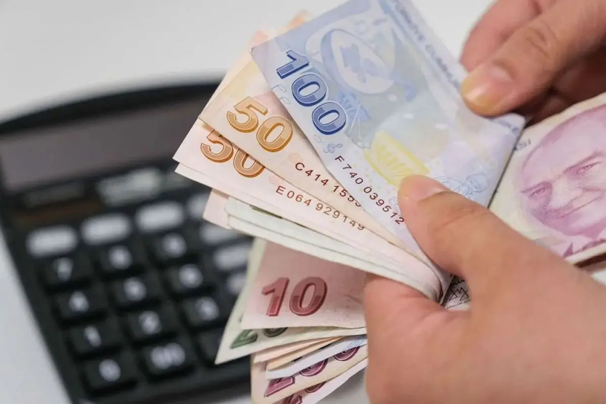 En Düşük Emekli Maaşı 23.200 TL’ye Çıkıyor: Yüzde 16’lık Toplam Zam Bekleniyor