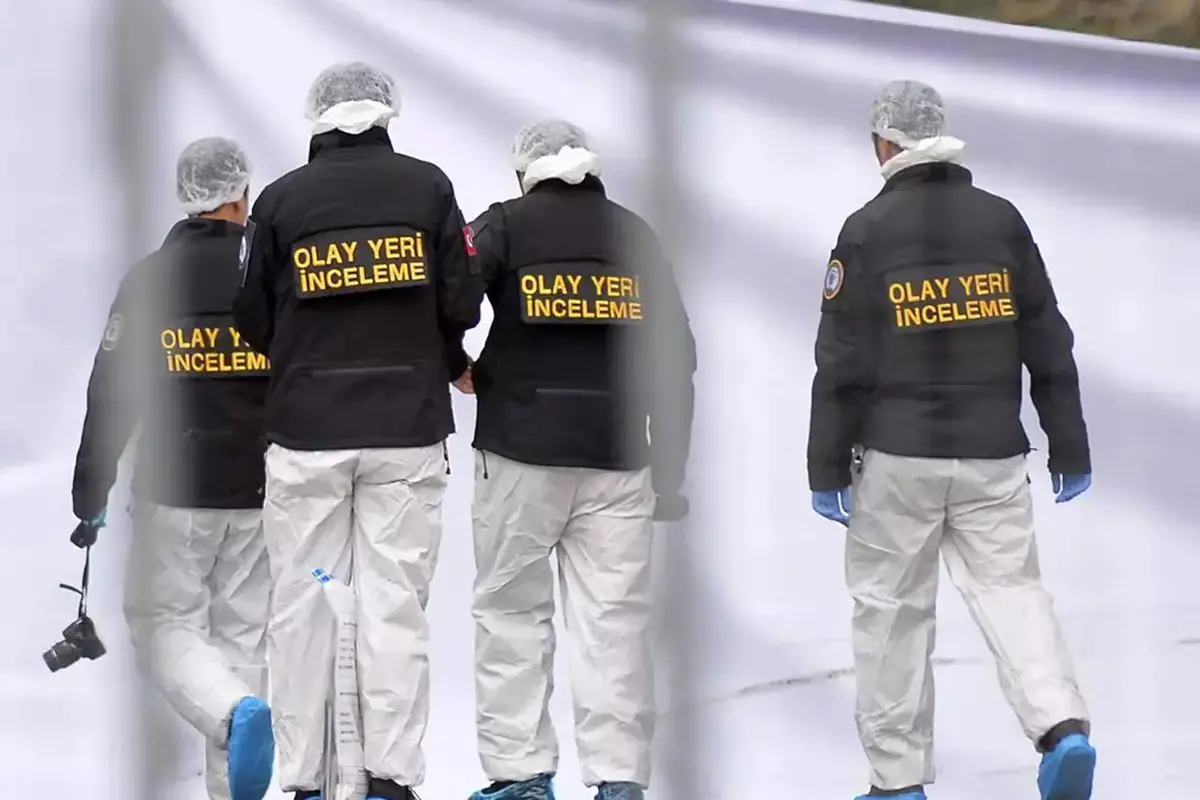 Mersin'in Tarsus İlçesinde Bahçede Bulunan Erkek Cesedi Olayı