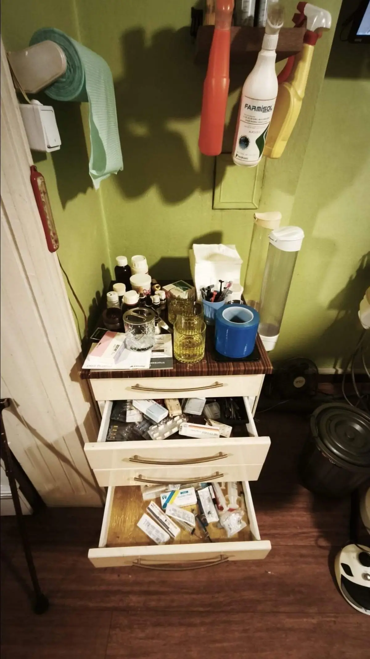 Bursa’da Diplomasız Diş Hekimi Operasyonu: Çalışma Koşulları ve Gözaltı Detayları