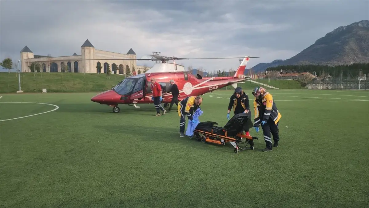 78 Yaşındaki Dudu Bakır’da Baş Ağrısı Felç Belirtisi Oldu