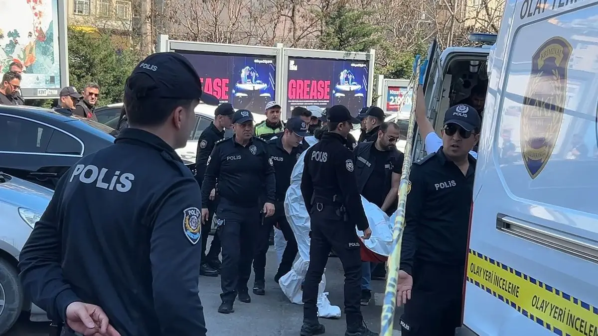 Şişli'de 3 Gün Kayıp Olan 53 Yaşındaki Mehmet Çiftlikçi'nin Otomobilinde Ölüm Bulundu