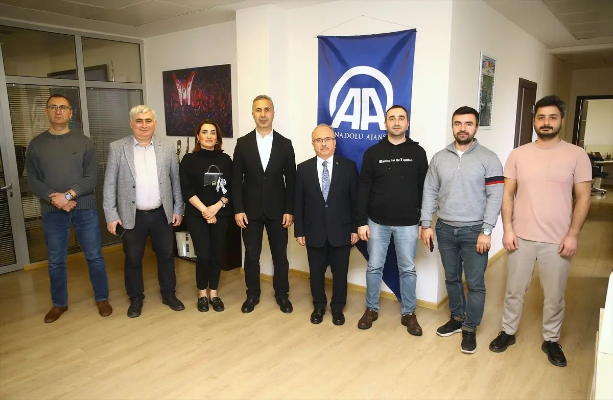 Büyükelçi Akgün, AA’yı Azerbaycan‑Türkiye İlişkilerinde Güvenilir Haber Kaynağı Olarak Nitelendirdi