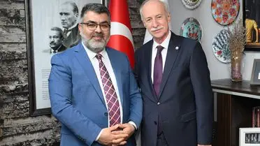 Hatipler ve AA çalışanları bir arada