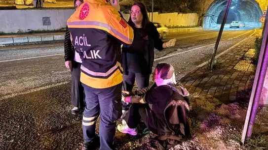 Motosiklet ve otomobil çarpışması