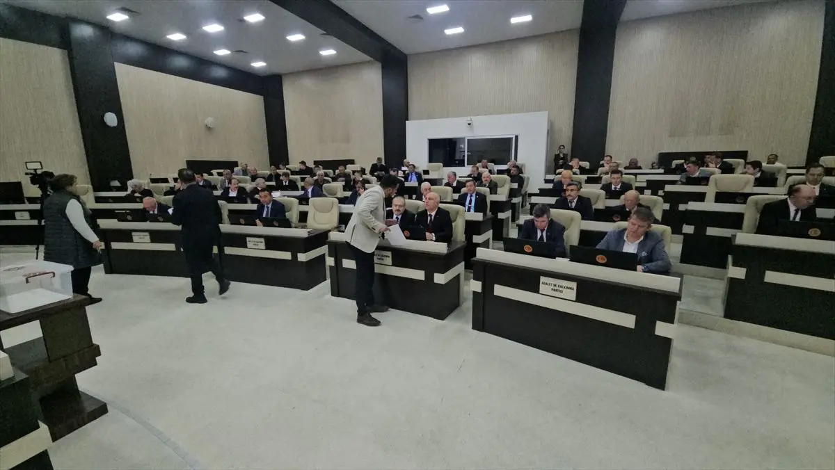 Mehmet Siper, Afyonkarahisar İl Genel Meclisi'nde 49 Oyla Başkanlığa Yeniden Seçildi