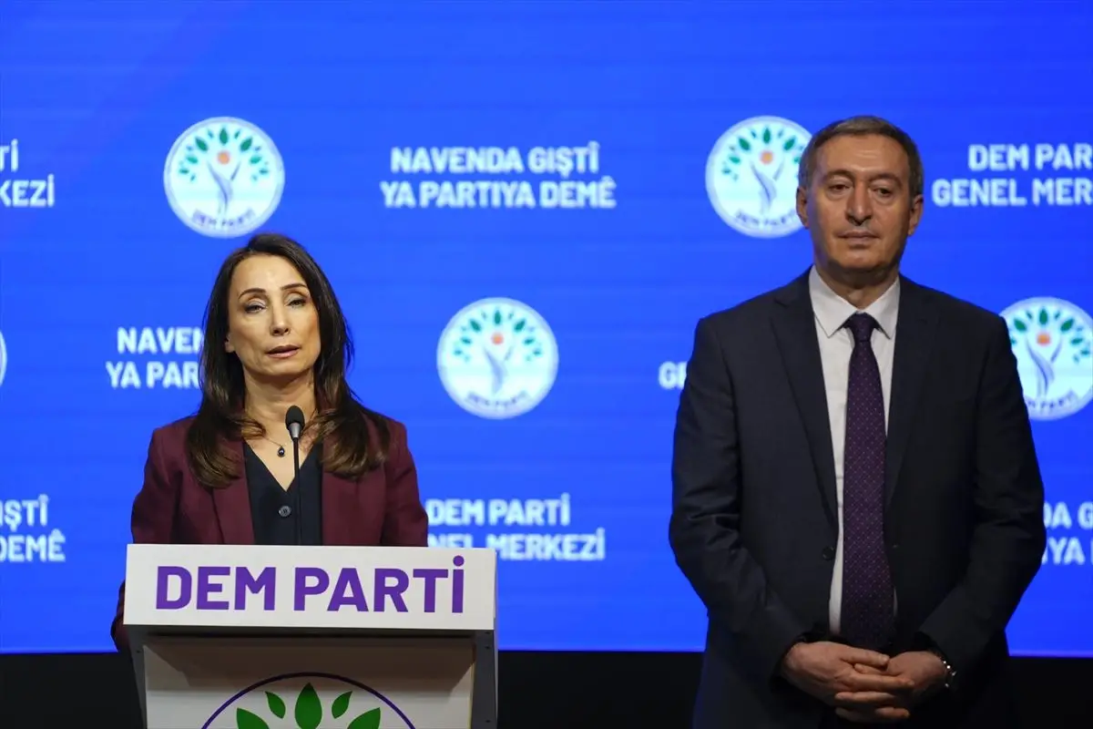 Özgür Özel, Boşalan Sandalyeler İçin Ara Seçim Talebini Yeniden Vurguladı