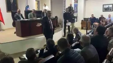 Meclis toplantısında yaşanan gergin anlar