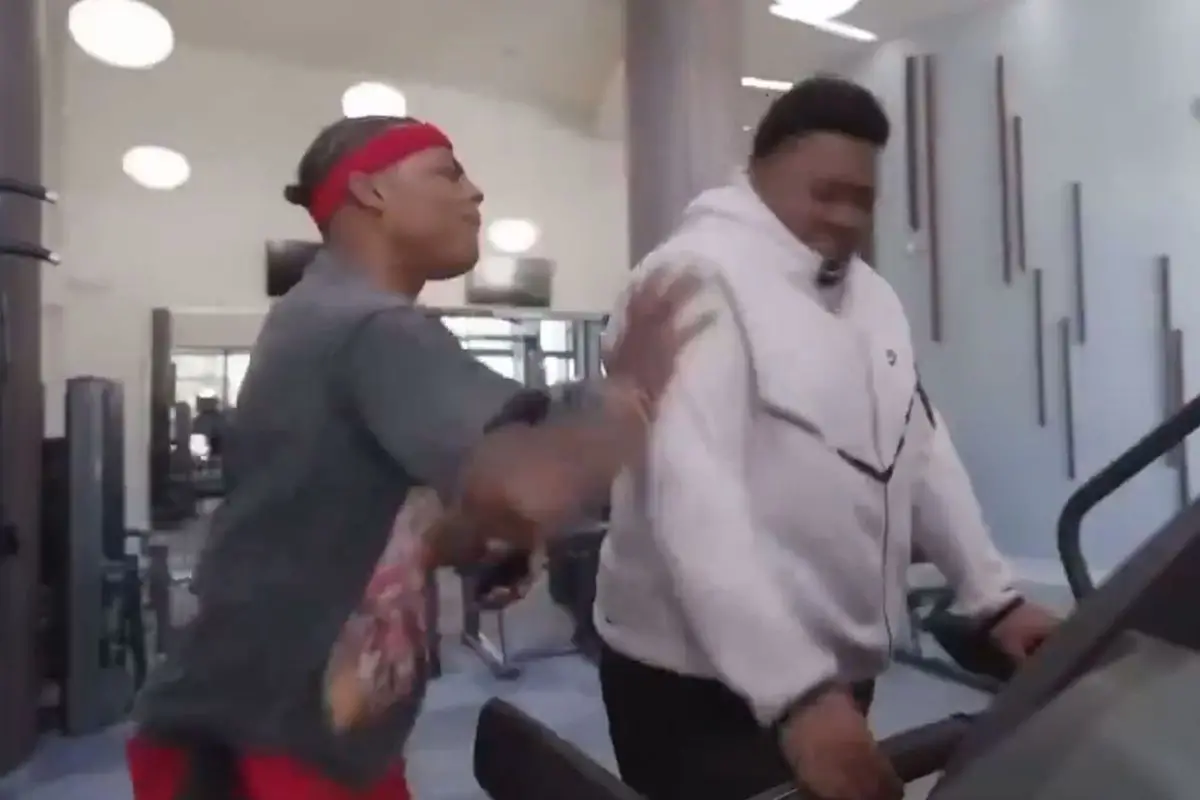 IShowSpeed'in 1 km Yürüyüş Meydan Okuması ve Kardeşiyle Yaşadığı Tartışma