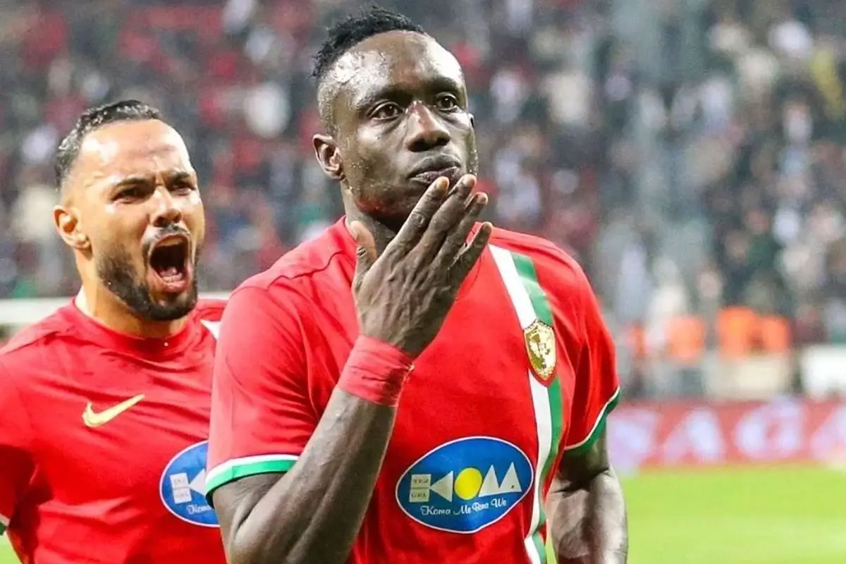 Mbaye Diagne, Sezon Rekorunu Kırmak İçin Son 4 Golü Bekliyor