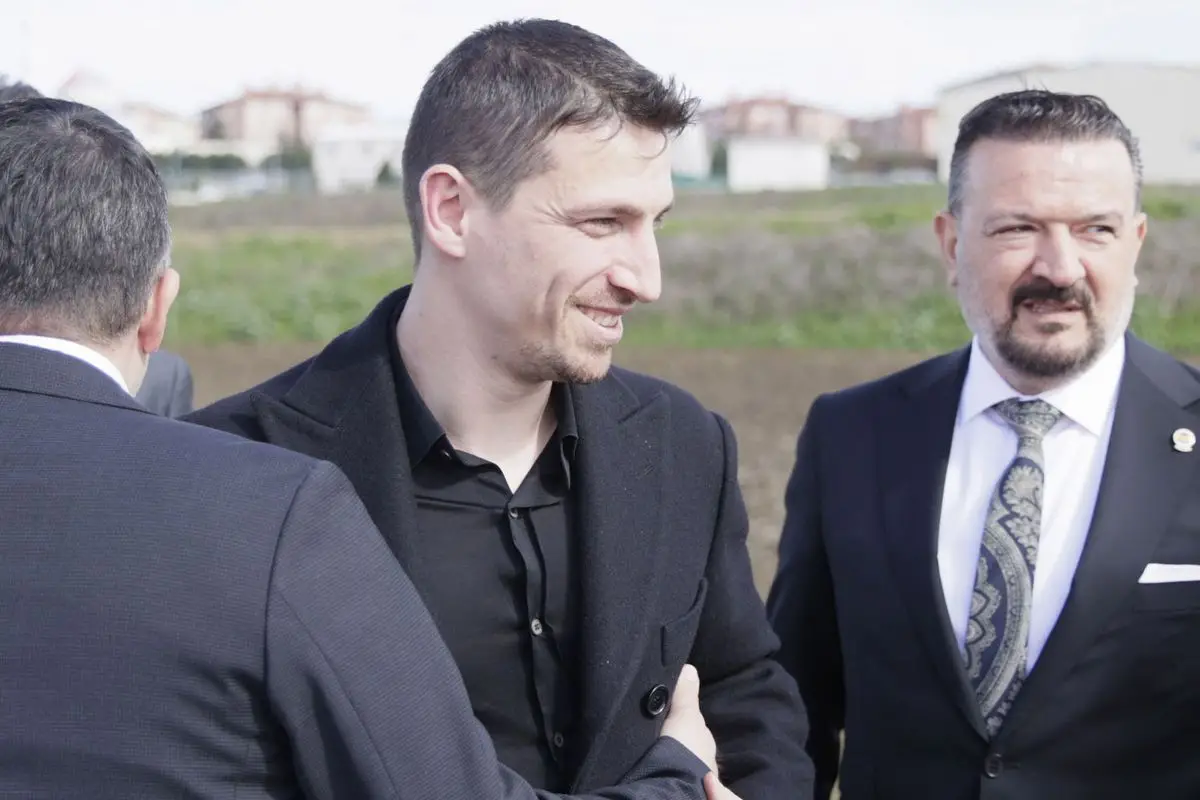 Mert Hakan Yandaş'tan Teşekkür Paylaşımı: Sadettin Saran'ın İsmi Neden Geçmedi?