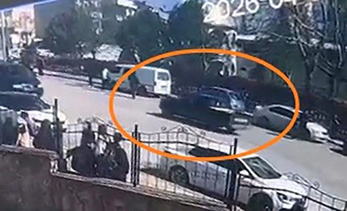 İnegöl’de 3 Yaşındaki Çocuk Balkon Kazası: Ağır Yaralı Hastaneye Kaldırıldı