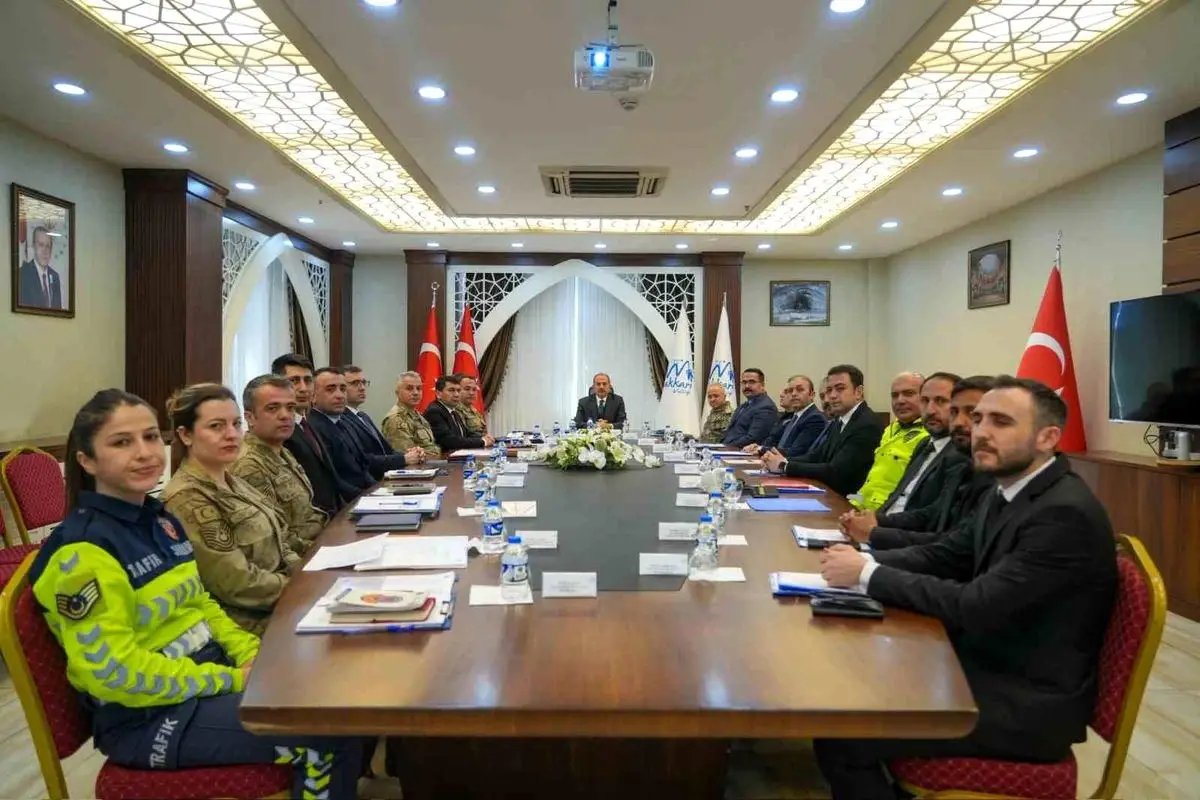 Hakkari'de Asayiş Operasyonu Sonucu 397 Şüpheli Gözaltına Alındı