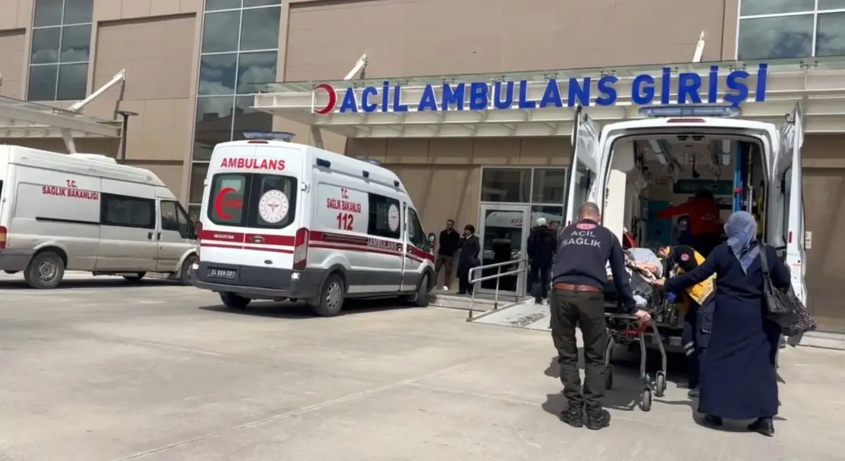 Erzincan-Refahiye Yolunda 6 Kişi Yaralandı: Ağır Yaralılar da Var