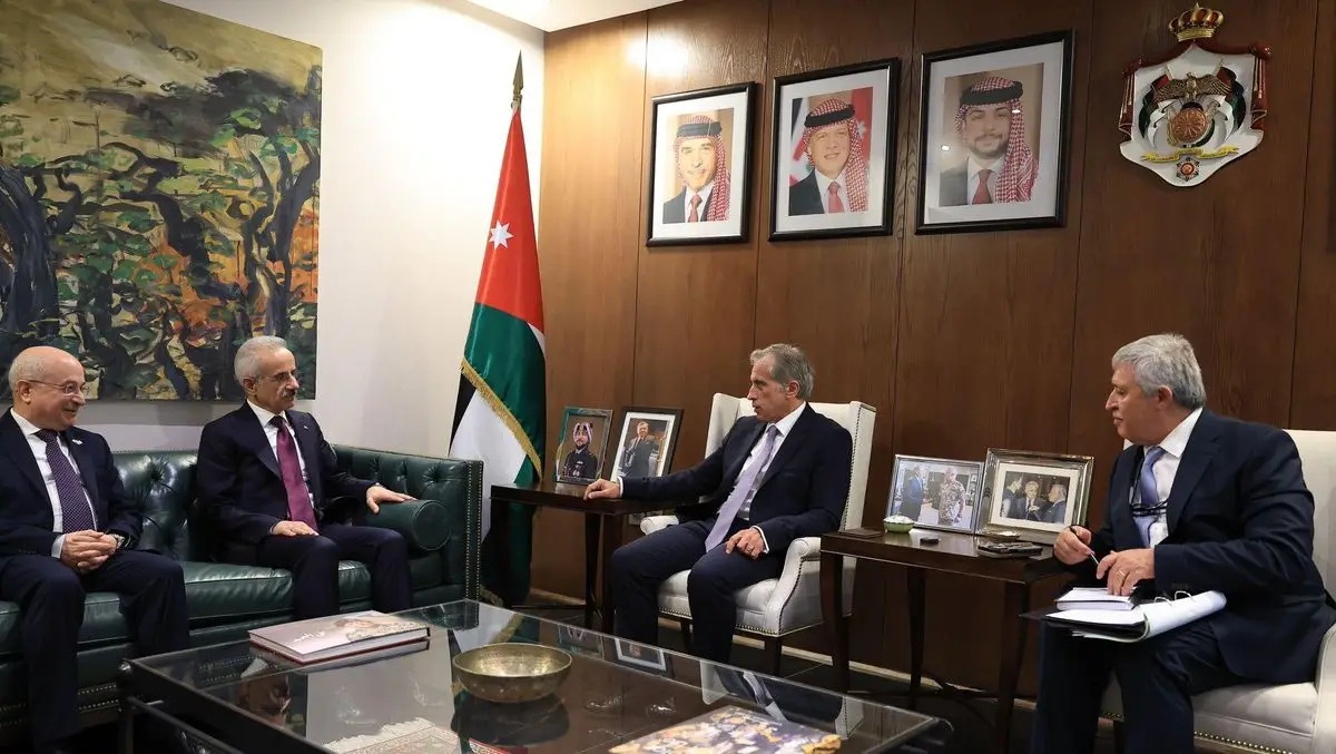 Uraloğlu ve Ürdün Başbakanı Hassan ile Bölgesel Taşımacılık Görüşmeleri