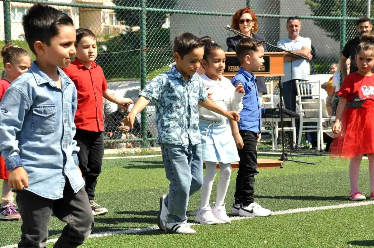 Keşan’da Romanlar Günü Coşkusu: Renkli Etkinlikler ve Eğitim Vurgusu