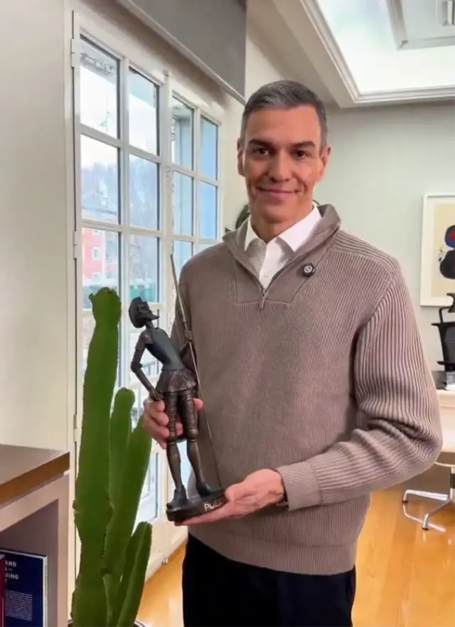 Don Kişot minyatür heykeli