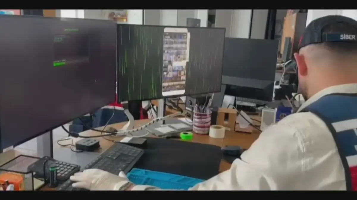 İstanbul’da Oltalama Yöntemiyle Gerçekleşen Sanal Dolandırıcılık Operasyonu: 27 Şüpheli Gözaltında