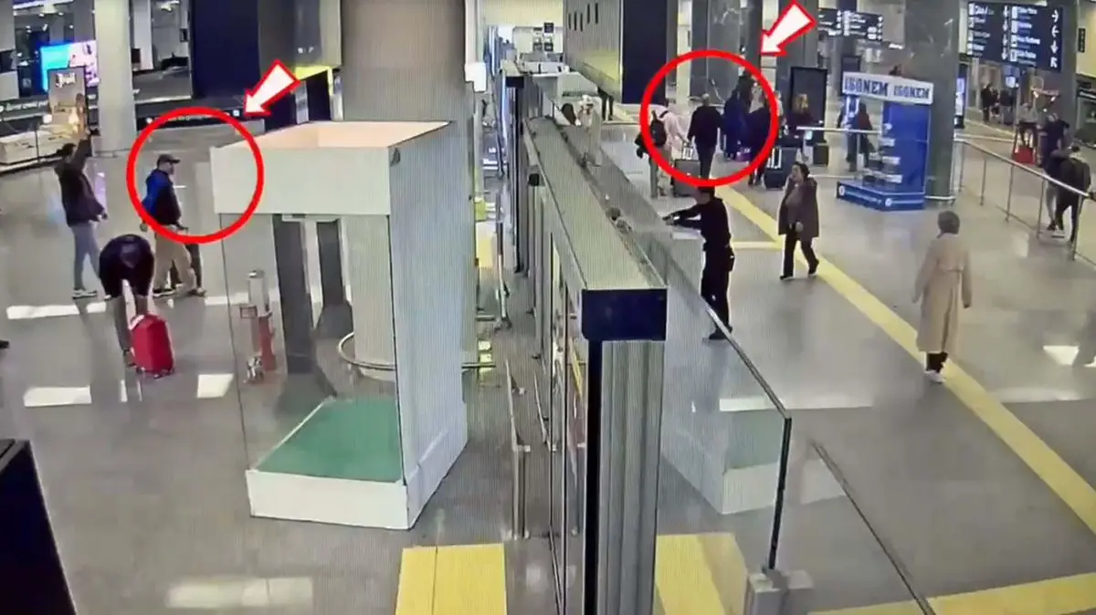 İzmir Havalimanı'nda 127 Kapsül Uyuşturucu Ele Geçirildi