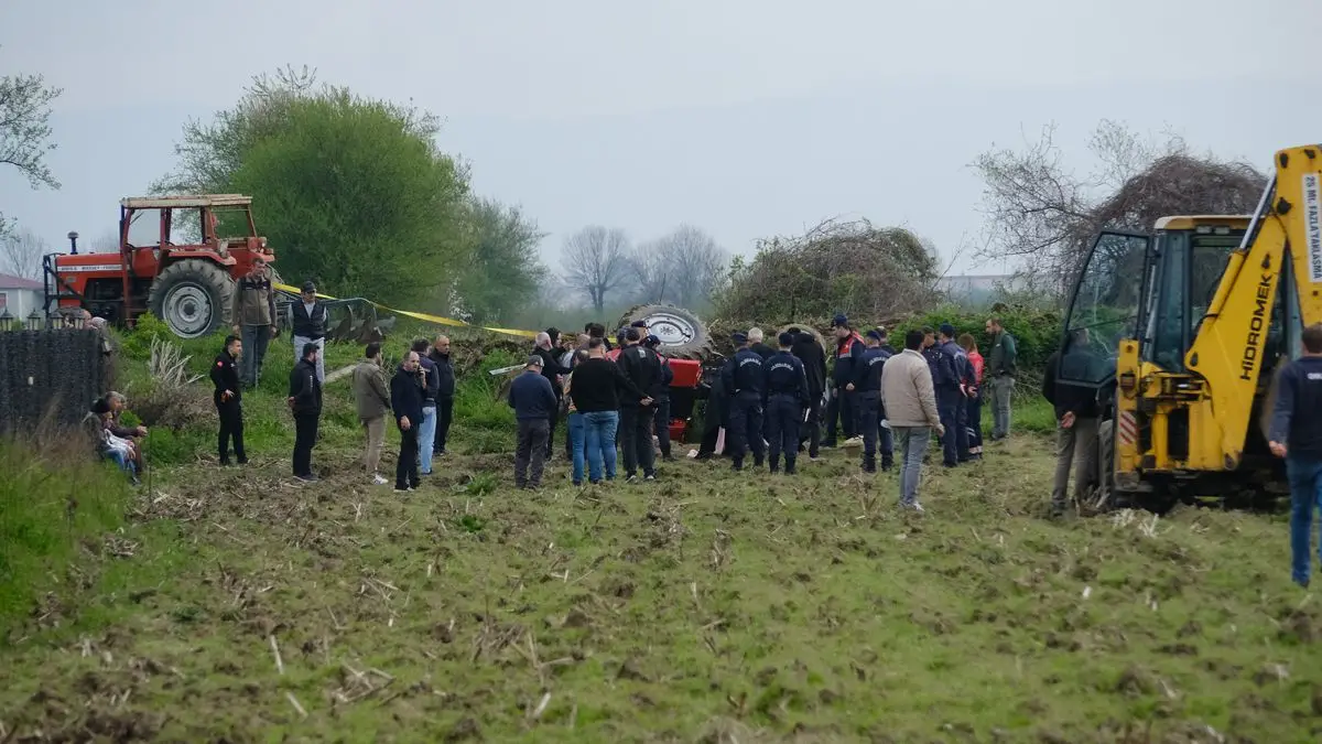 Düzce’de Traktör Devrildi: 65 Yaşındaki Çiftçi Hayatını Kaybetti