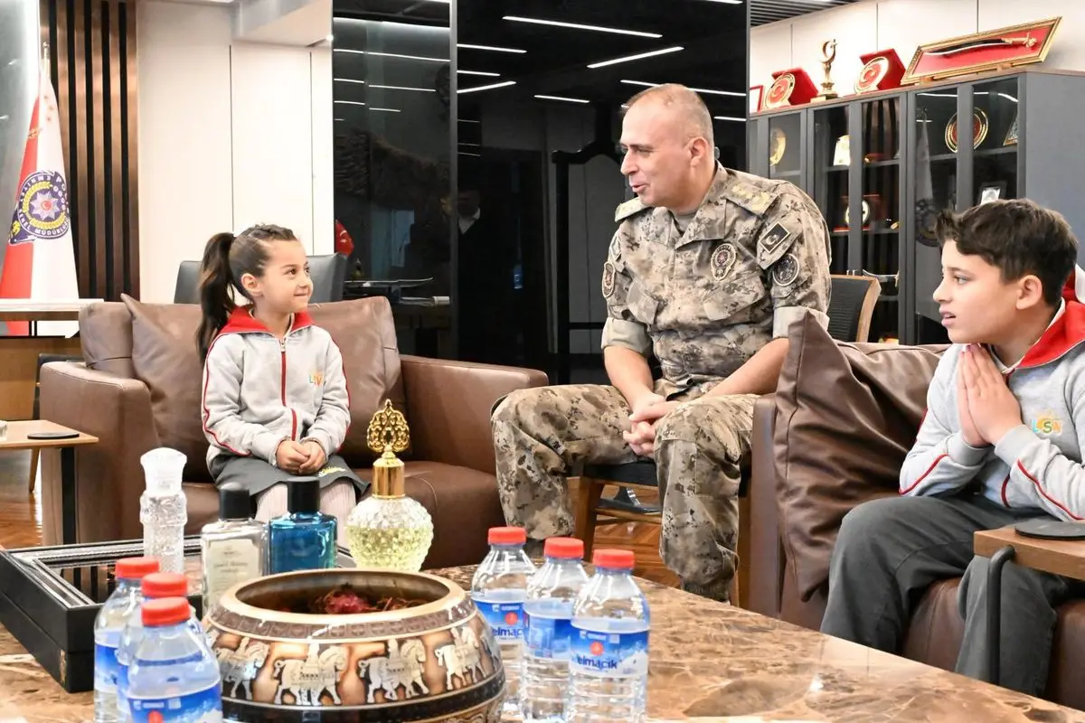 LÖSEV, Polis Haftası Çerçevesinde Emniyet Genel Müdürü ve Özel Harekat Başkanını Karşıladı