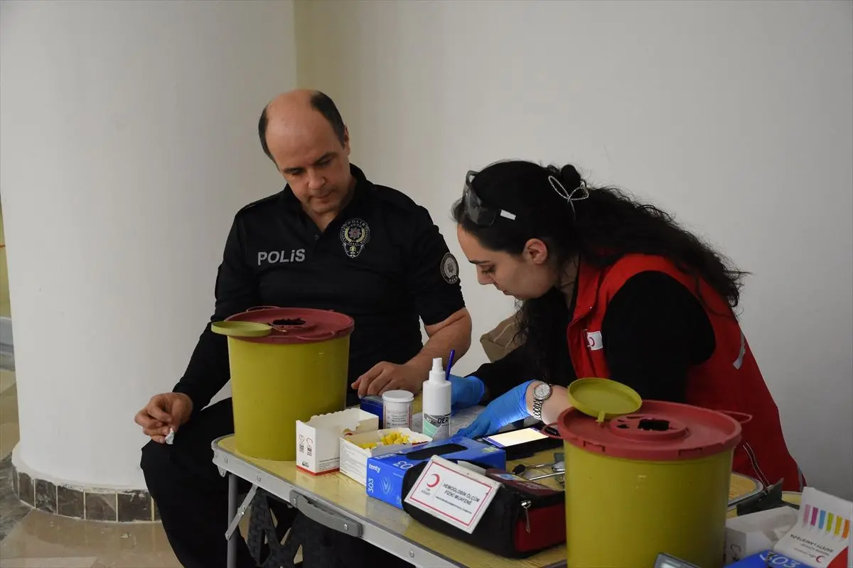 Samsun Emniyet Mensupları Polis Haftası’nda Kan Bağışıyla Destek Oldu