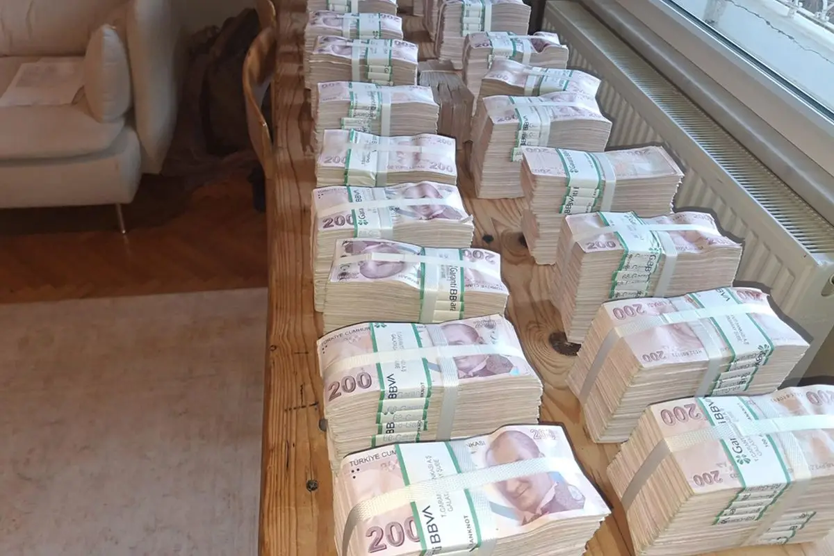 Üsküdar Belediyesi'nde 4,5 Milyon Lira Değerindeki Rüşvet Operasyonu