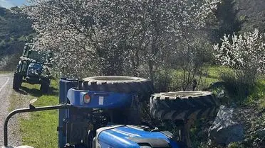 Balıkesir'de Traktör Devrildi, Sürücü Hayatını Kaybetti