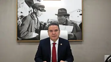 Antalya Büyükşehir Belediyesi'nde 399 Milyon Liralık Zimmet İddialarıyla Muhittin Böcek'e Tutuklama Kararı