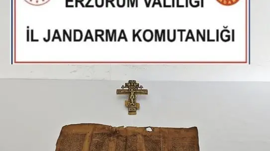 Ele geçirilen Orta Çağ parşömeni