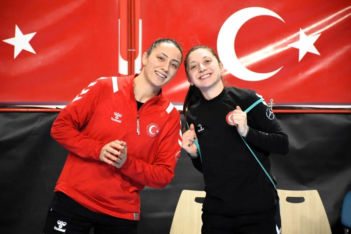 A Milli Kadın Hentbol Takımı, Macaristan Maçına Hazır: Motivasyon Zirvede