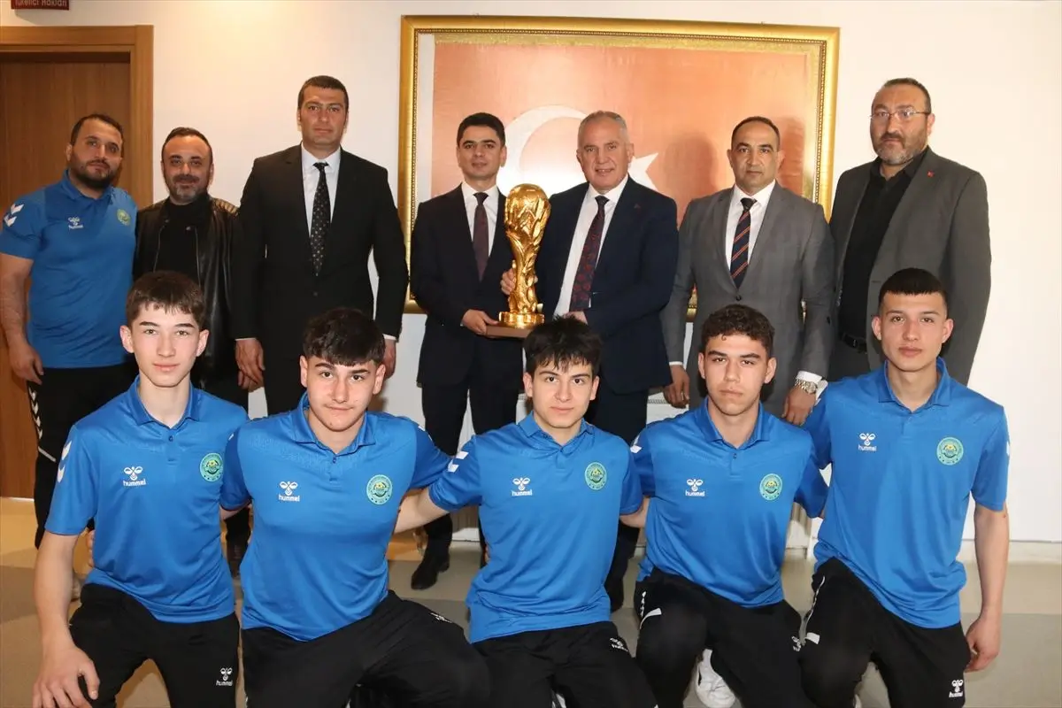 Taşova Belediyespor, Dörtlü Finalde Şampiyonlukla 1. Lig'e Yükseldi