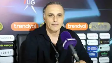 Maçın kritik anlarından bir kare