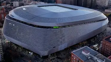 Santiago Bernabeu’nun Çatı Kaplaması Kapandı: Real Madrid vs Bayern Münih İçin Atmosfer Yükseliyor