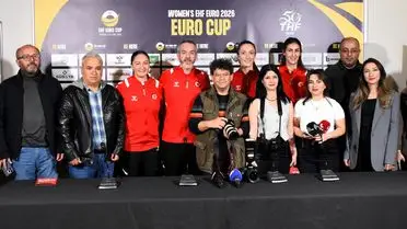 Türkiye - Macaristan hentbol maçı sahası